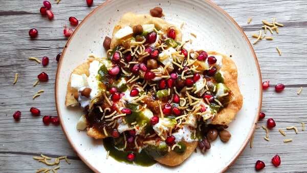 This Potato Papdi Chaat Is The Best Start To A Day