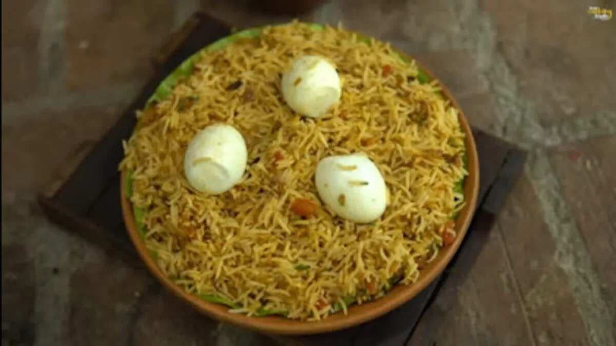 Spice Up Your Egg Rice With This Kerala Recipe