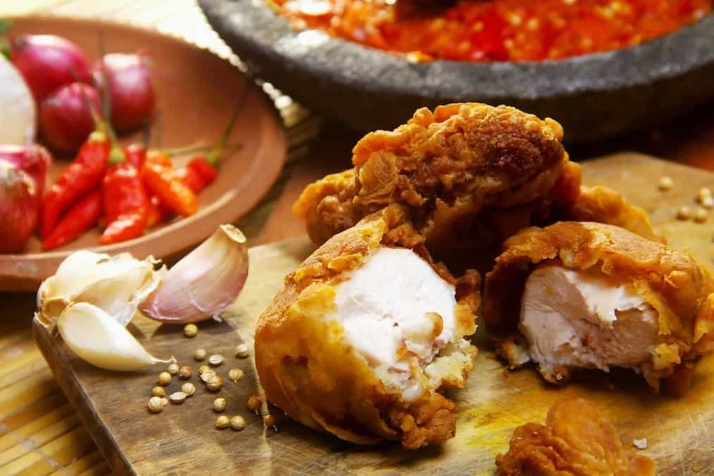 5 Beloved Comfort Foods From Around The World That Are Made With Chicken