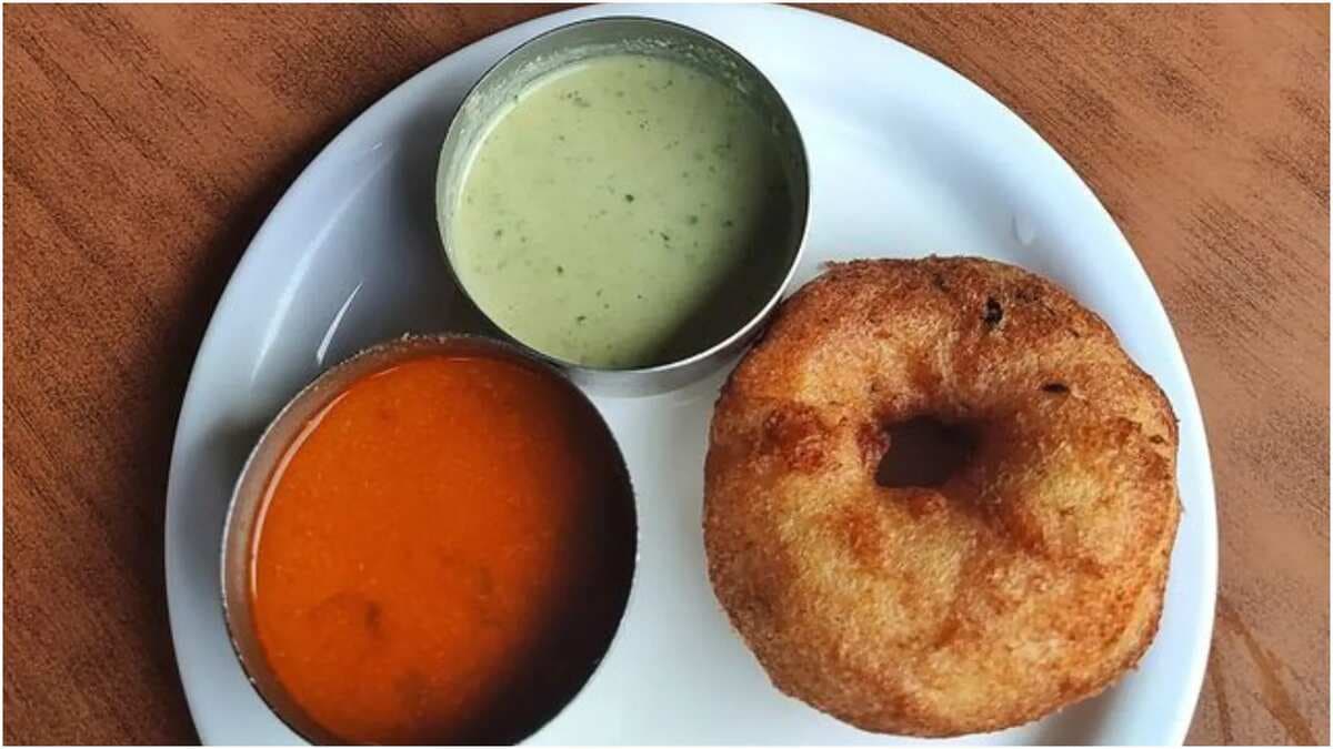 Uddina Vade: Crunchy Mangalorean Urad Dal Snack