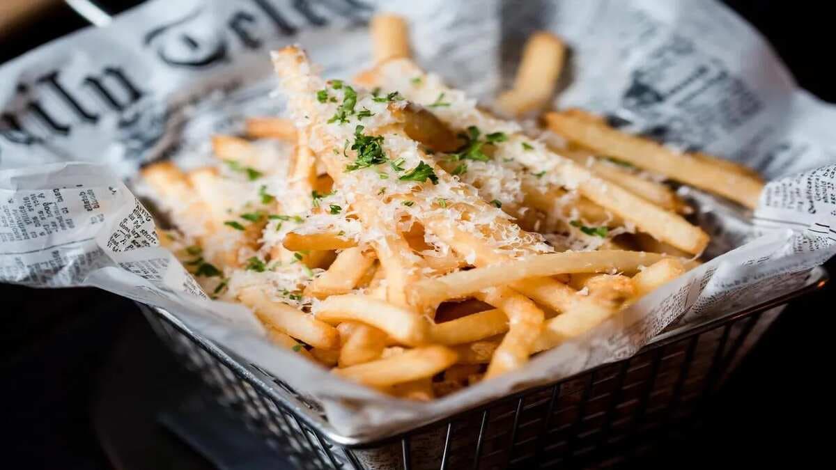 An Amazing Evening With Garlic Fries By Your Side: Here's The Recipe For You