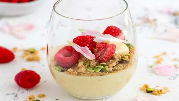 Looking For Post-Holi Binge Ideas? This White Chocolate Thandai Mousse May Impress