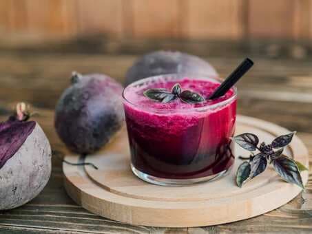 Bhagyashree Recommends Beetroot Juice To Manage Hypertension, Tried It Yet?  