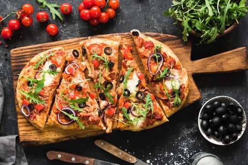 Pizza Topping Suggestions To Spice Up Your Meals 