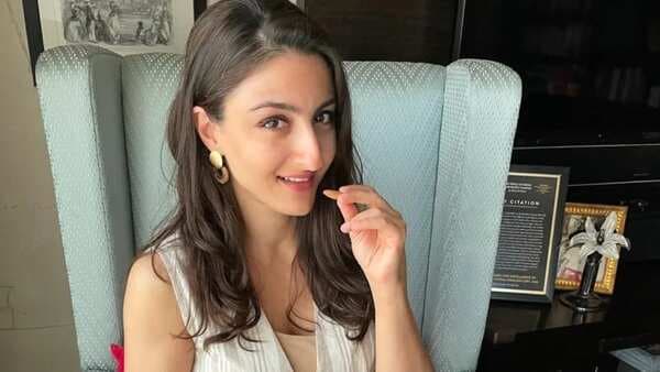 Try These Superfoods That Soha Ali Khans Swears By Every Morning