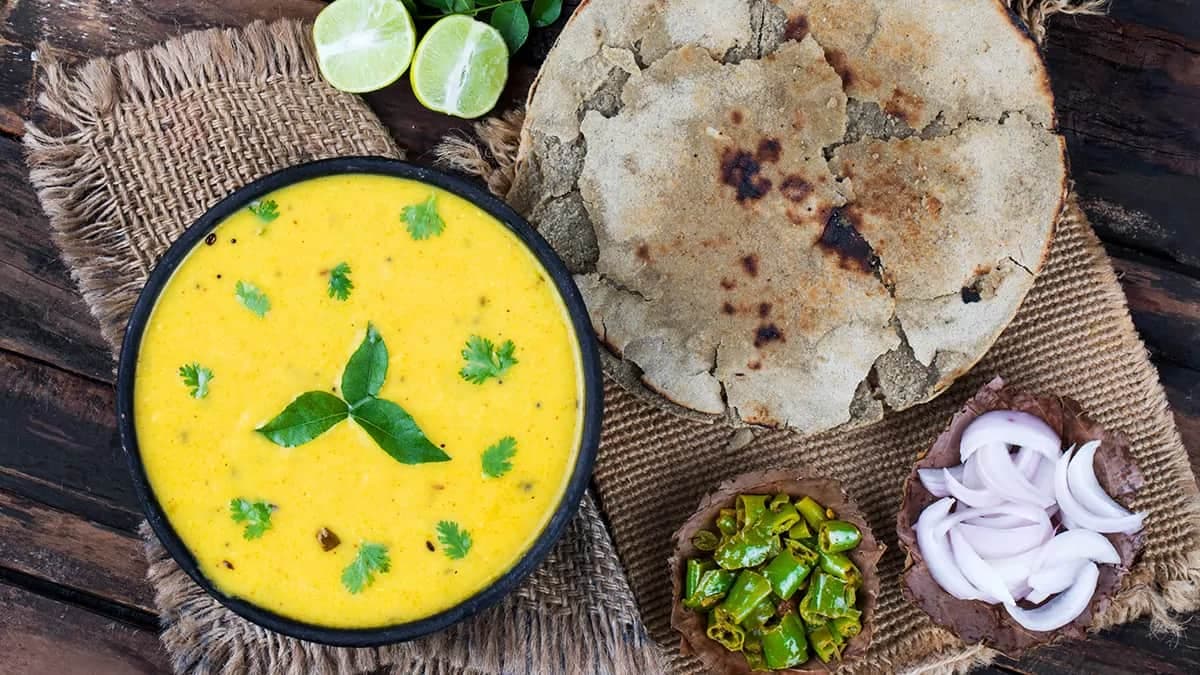 Dahiwali Roti: This Gujarati Breakfast Is Soup Of Curd And Roti