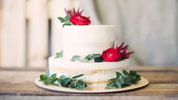 Love In The Air: Everything About The Cake At Your Wedding
