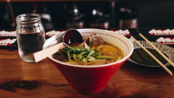Hot And Sour Chicken Soup: Appetising and Filling Bowl