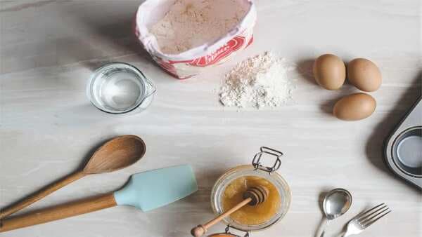 Baking Basics: 10 Must-Have Baking Equipment If You Are A Beginner