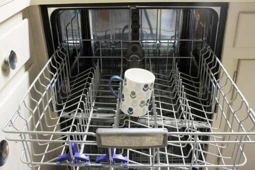 Follow These Tips To Easily Clean The Dishwasher In Your Kitchen