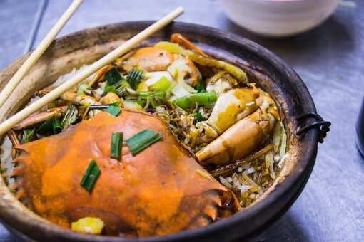 4 Dishes In Hong Kong To Put On Your List 