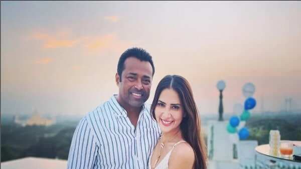 Kim Sharma Celebrates Beau Leander Paes’ Birthday With This Lovely Cake; Take A Look 