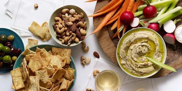 5 Winter Snacking Options To Keep You Going At Your Workstation