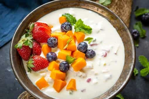 Healthy Summer Dessert Recipe: Tingle Your Taste Buds With This Fruit Cream Chaat