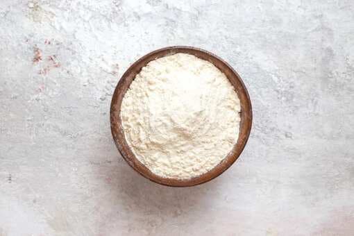 Instead Of Cornstarch, Try These 3 Flours 