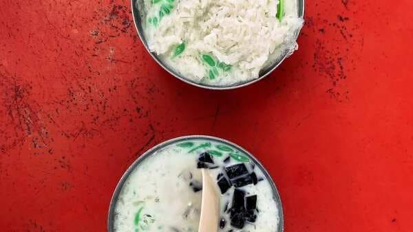 Cendol: A Popular Iced Sweet Dessert From Indonesia Sure To Satisfy Your Cravings
