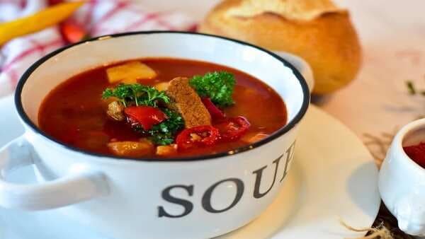 Move Over Manchow: Try These 6 Non-Vegetarian Indian Soups To Keep You Warm In Winters 