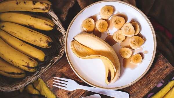 Easy Banana Dessert Recipes That'll Lighten Up Your Day
