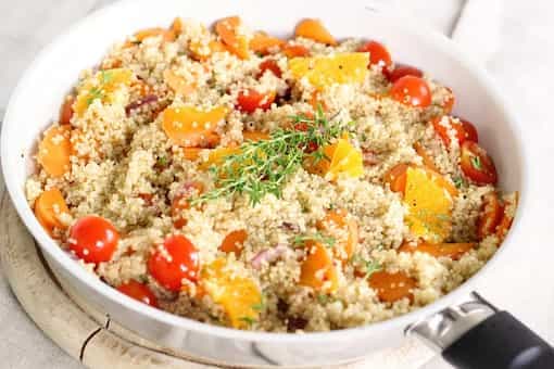 Quinoa v/s Rice: Which One is A Healthier Choice? 