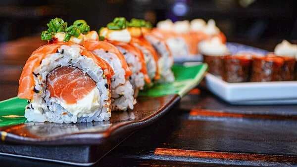 Find Out How Sushi Helps With Weight Loss 