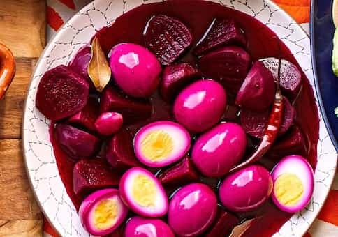 The Forgotten Pickled Eggs Were Once A Bar Staple