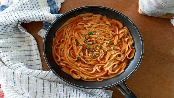 How To Make Noodles: 4 Ways To Include Udon Noodles In Your Meals 