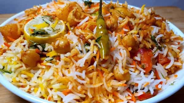 Kabuli Chana Biryani: Indulge In Layers Of Spices And Protein