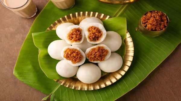 Kerala Sweet Kozhukkatta: Coconut Jaggery Dumplings