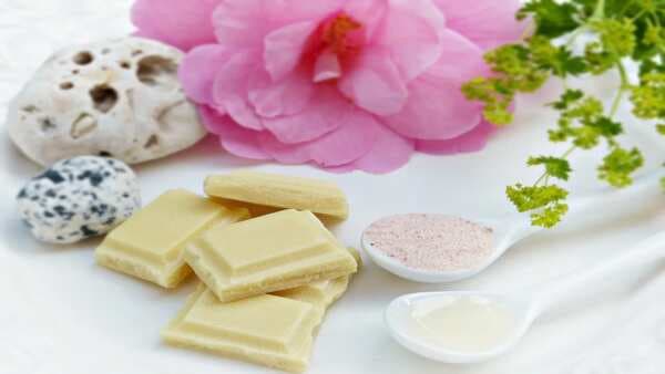 5 Reasons Why Cocoa Butter Should Be A Part Of Your Skin-Care Routine