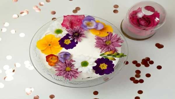 4 Food To Try With Your Favourite Flowers
