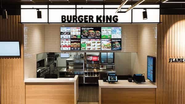 This Burger King Outlet Turned Vegan For A Week, Impresses Netizens Across The World 