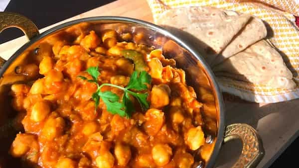 Now, Make Dhaba-Style Chole In Just 30 Minutes