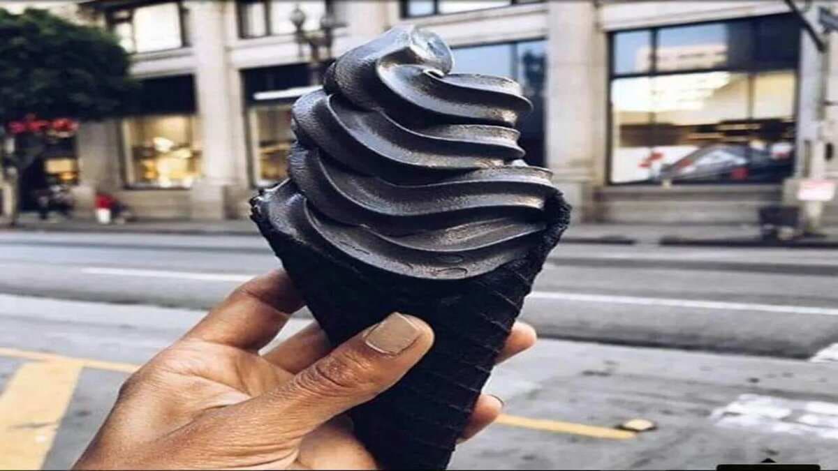 Want Aesthetics In Food? Try These 4 Dishes That Are Black In Colour