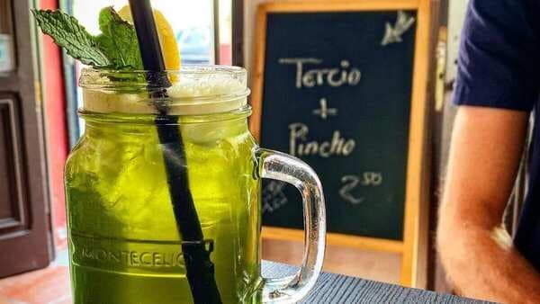 Beat The Heat With This Mint Iced Tea
