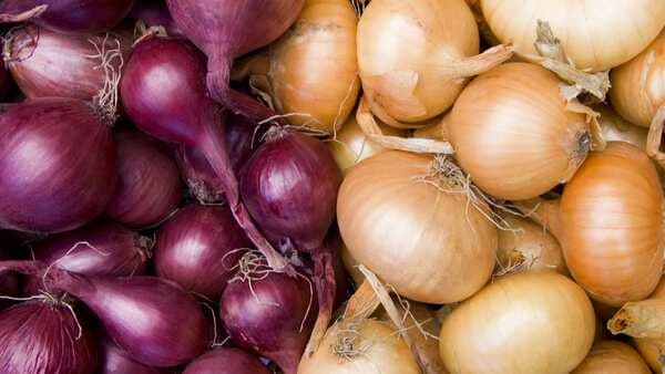 Are Red Onions Healthier Than White Onions?  