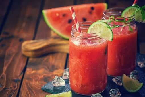5 Easy Summer Drinks To Aid Your Weight Loss Journey 
