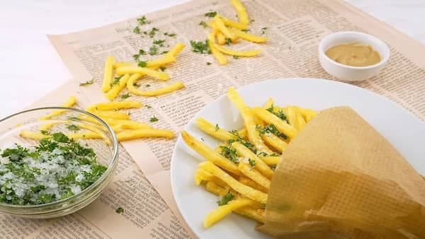 How To Make French Fries; 3 Ways That The World Eats Their French Fries 
