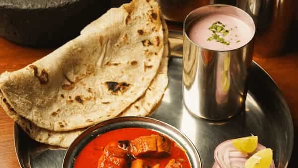 The Best Places For Maharashtrian Food In Mumbai