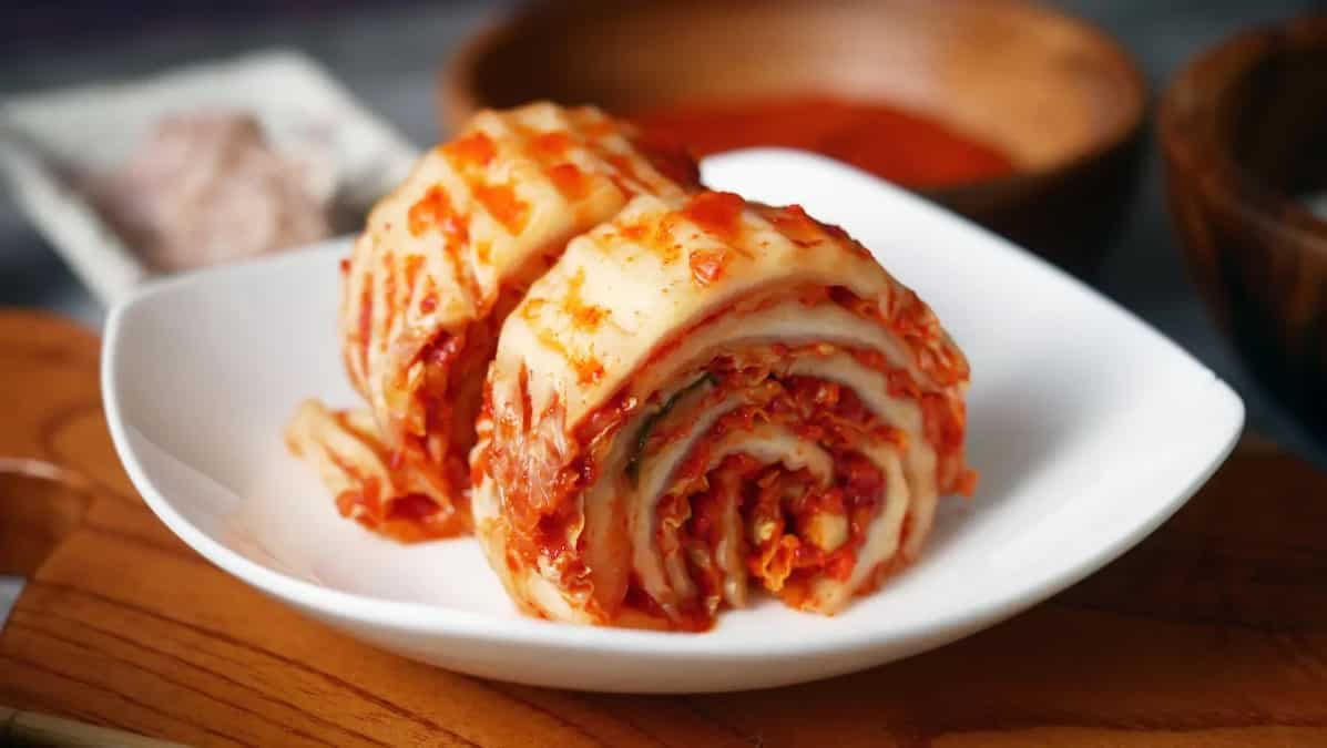 Korean Chef Narrates Kimchi Recipe In Hindi, Impresses Netizens