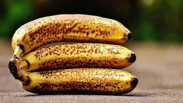 5 Ways You Can Make Use Of Overripe Bananas