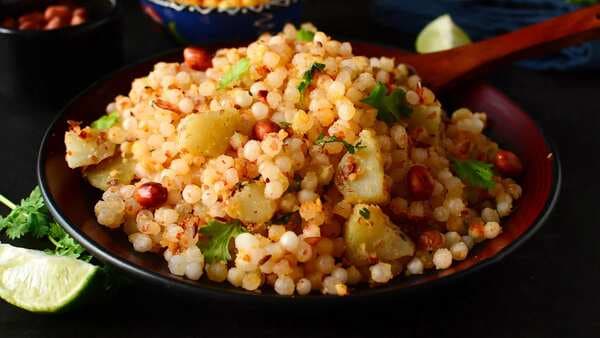 Sabudana Khichdi: Chewy, Flavoursome and Nutritious
