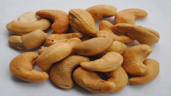 Pair Your Cup Of 'Chai' With This Masala Roasted Cashews Recipe For A Memorable Treat