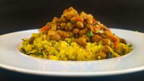 Nagpur Special: This Tarri Poha Recipe Is Worth Trying