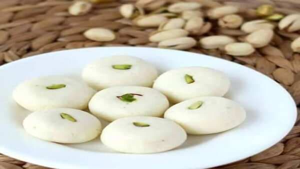 Origin Of Sandesh: All About The History Of This Bengali Sweet