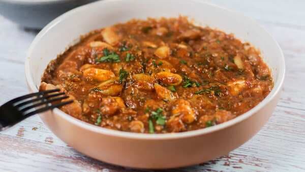 Chicken Mushroom Masala: A Spicy Chicken Mishmash Recipe