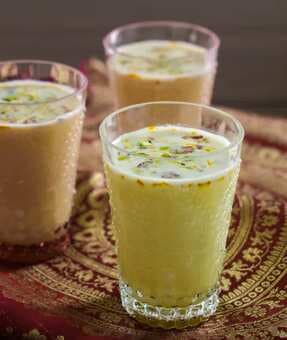 Beat The Summer Heat With These Thandai Recipes
