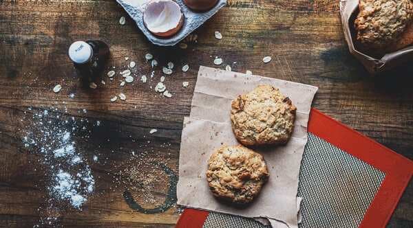 Baking Basics: Learning How To Make Oatmeal Raisin Cookies 