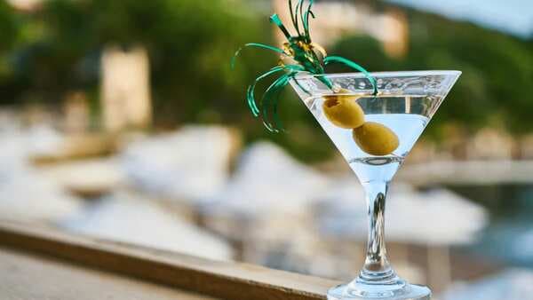 Mad Over Martinis? Here’s All You Need To Know About Bond’s Poison Of Choice On National Martini Day 