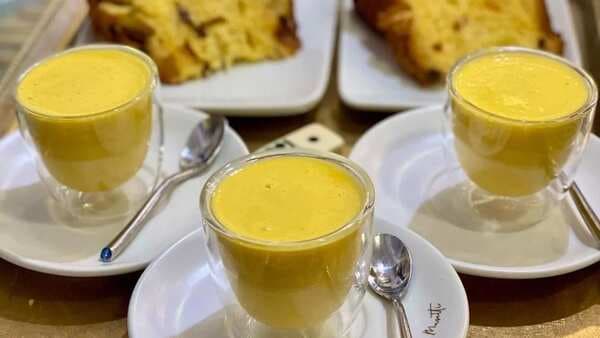 Zabaione: This Creamy Italian Dessert Can Be A Great Addition To Your Holiday Table  