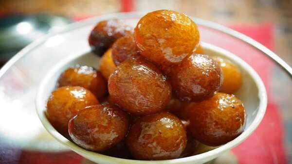 4 Quirky Gulab Jamun Recipes With A Little Bit Of Hera Pheri 
